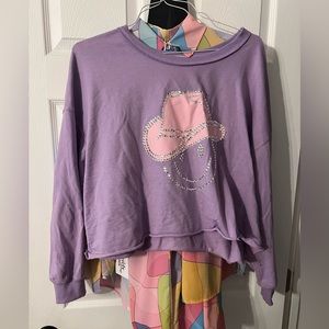 Cropped smiley sweatshirt!